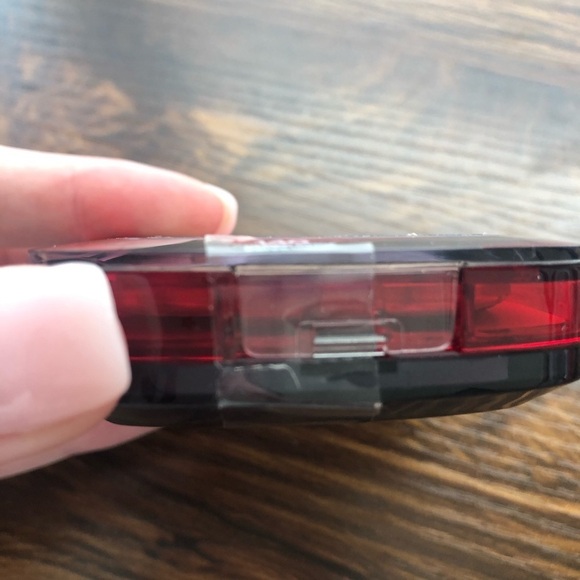 L'OREAL Infallible 24H Foundation In A Powder 140 - Picture 4 of 6